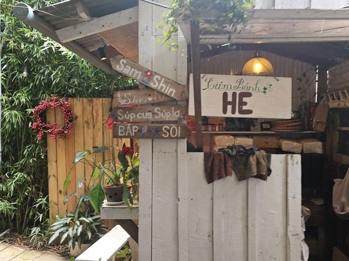 Him Cafe — ảnh 1
