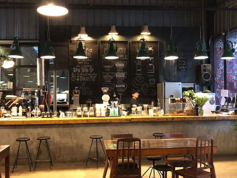 Là Việt Coffee