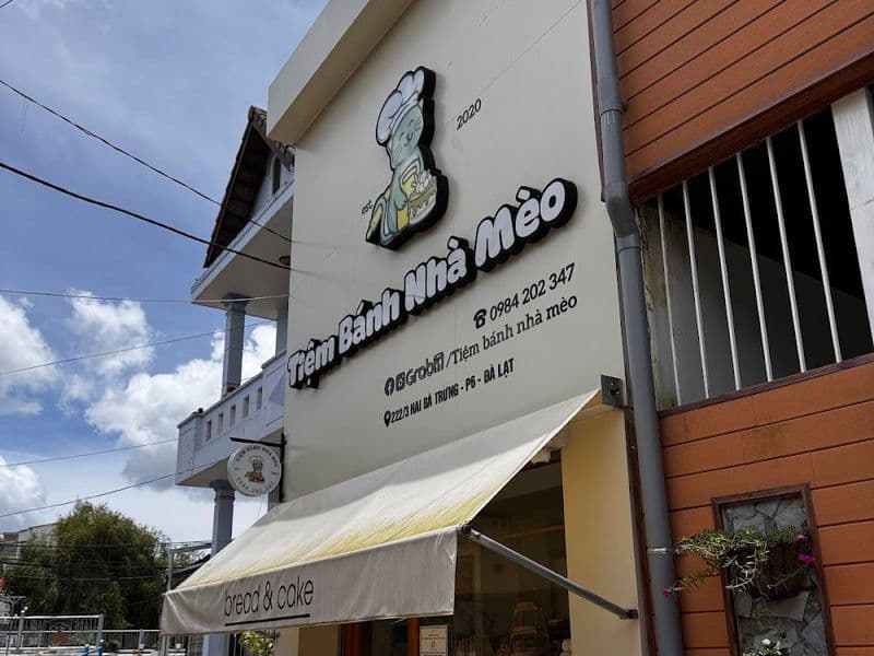 Tiệm Bánh Nhà Mèo