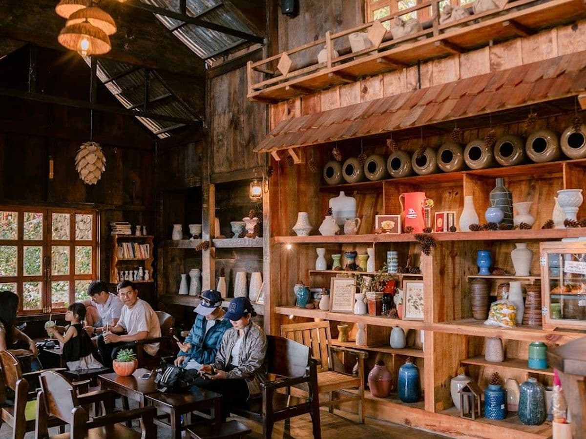 Tiệm cà phê Nhà Của Thông — ảnh 1