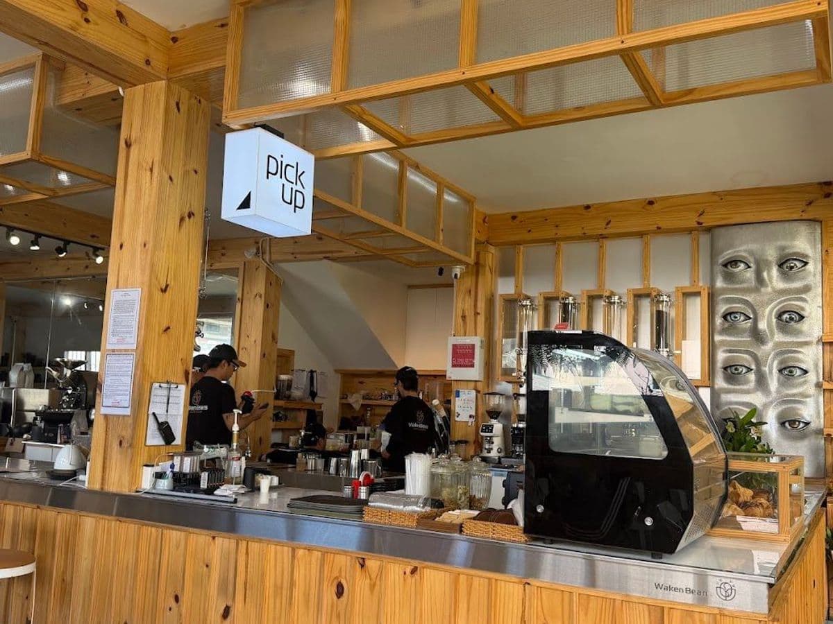 Waken Beans coffee & roastery — ảnh 1