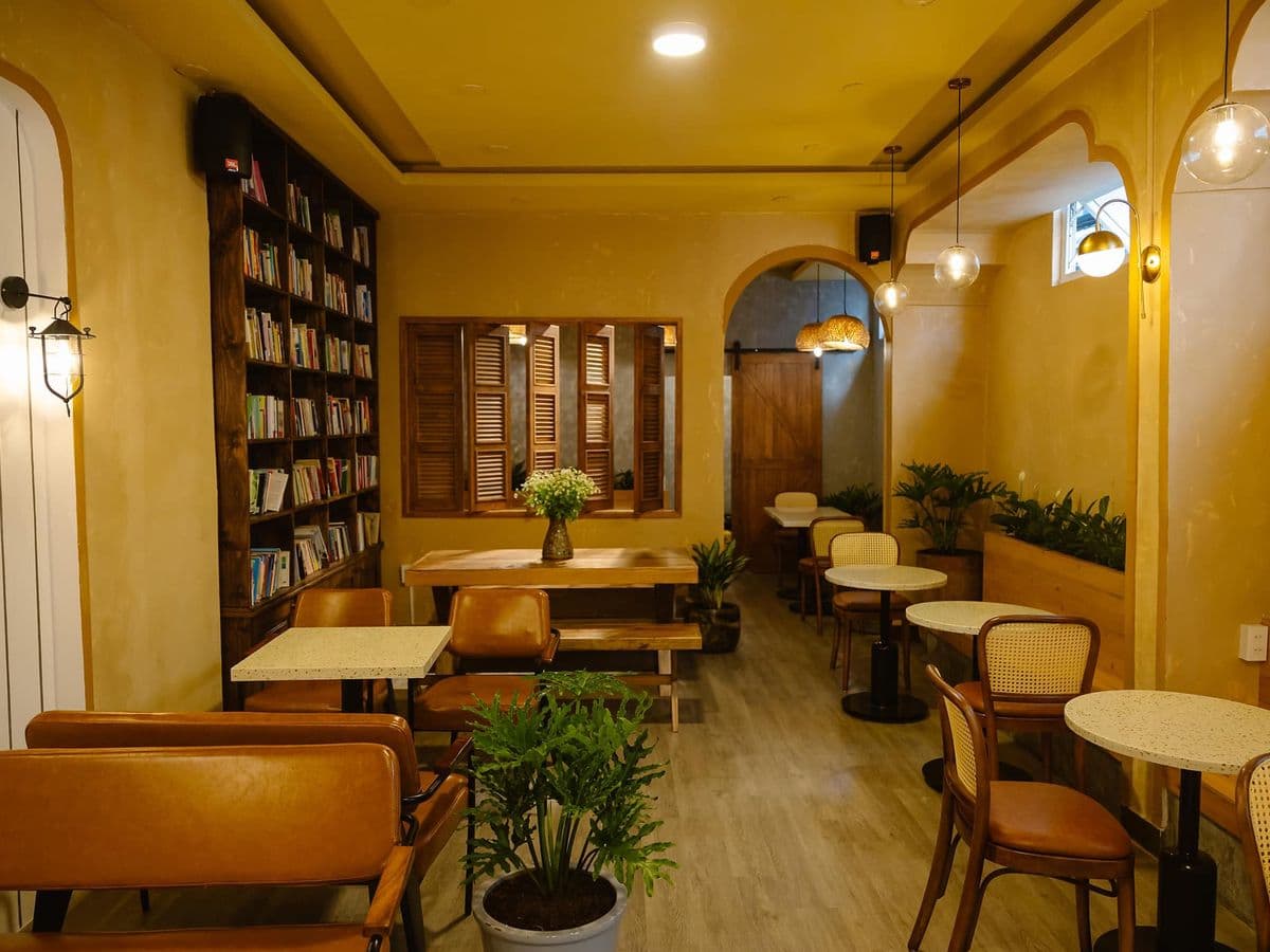 Tiệm cà phê trứng Cô Ba Đà Lạt
