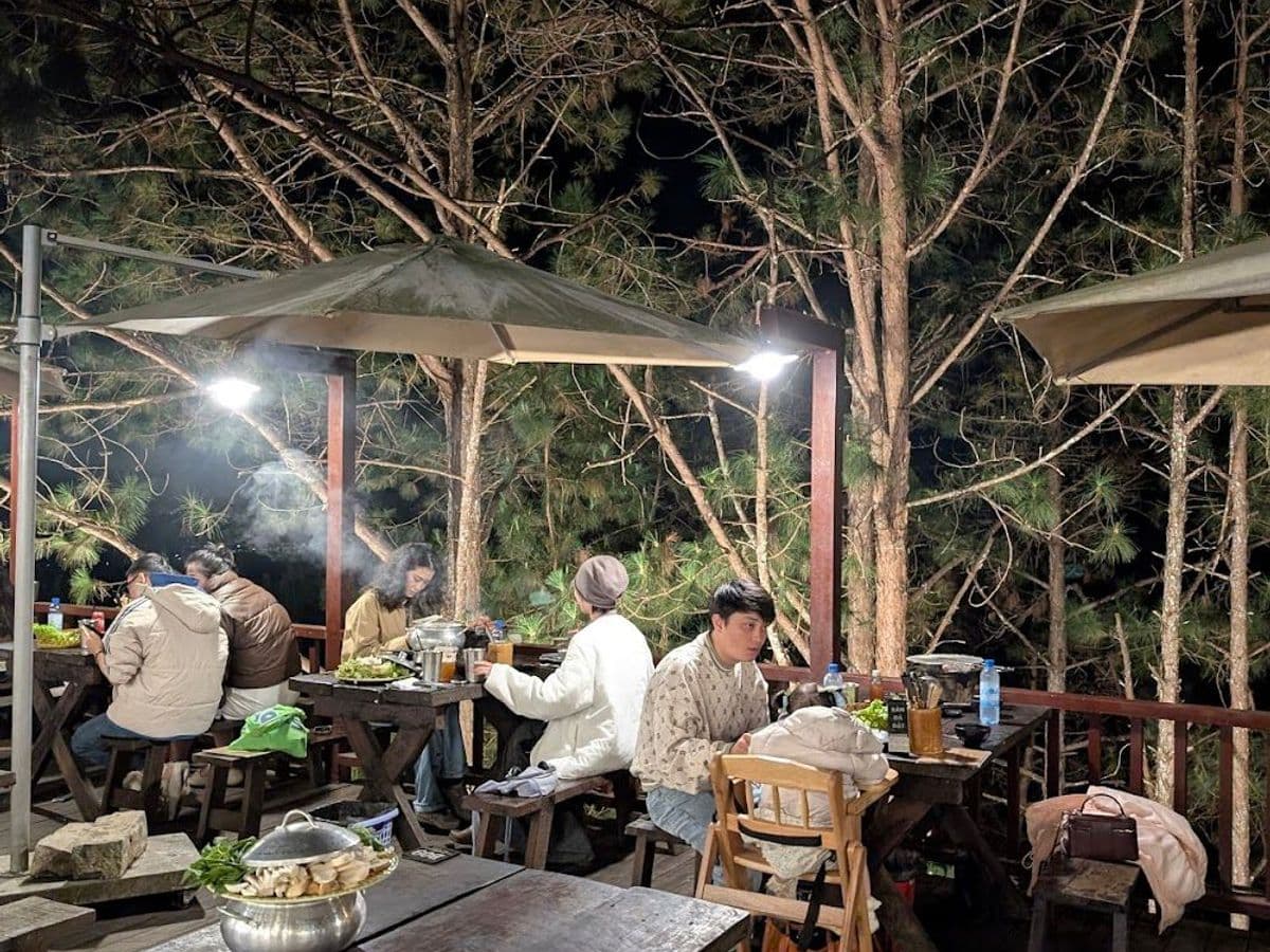 tiệm nướng trong rừng — ảnh 1