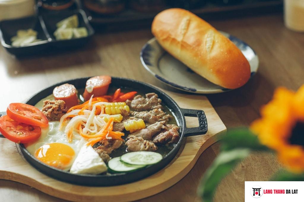 Bánh mì chảo Tiệm ăn Đà Lạt Phố