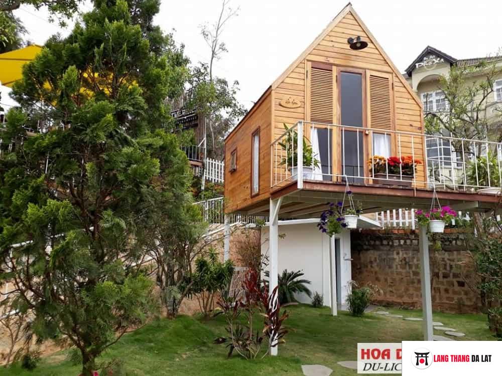 Bên ngoài homestay Inthepines