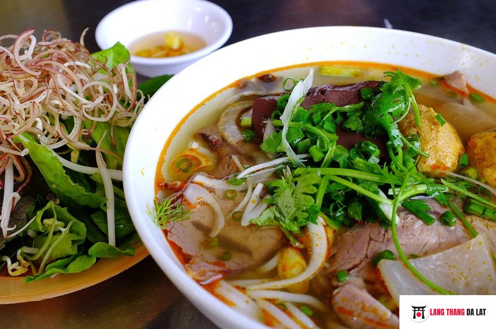 Bún bò Huế