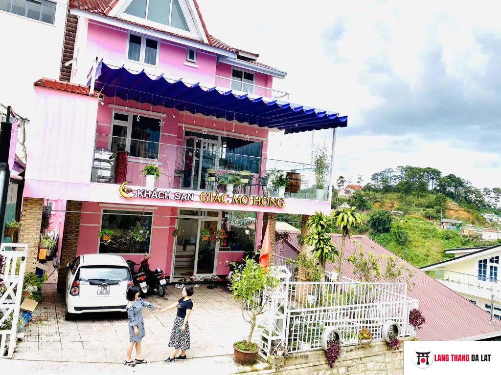 Giấc mơ hồng villa