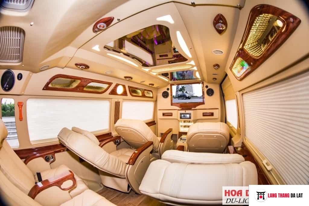 Limousine Amazing đi Đà Lạt