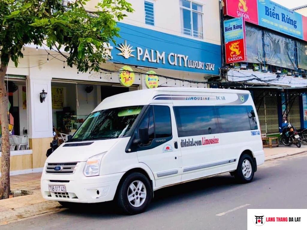 Nhà xe Limousine Phước Tiến