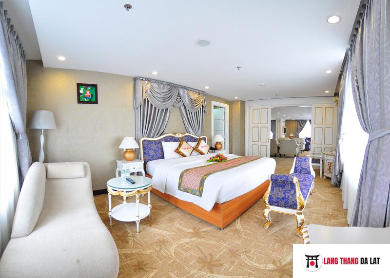 phòng President Suite King Khách sạn Dragon King Đà Lạt