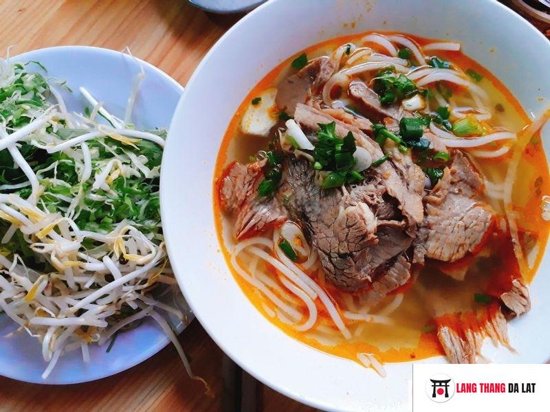 Quán bún bò Bà Sồi