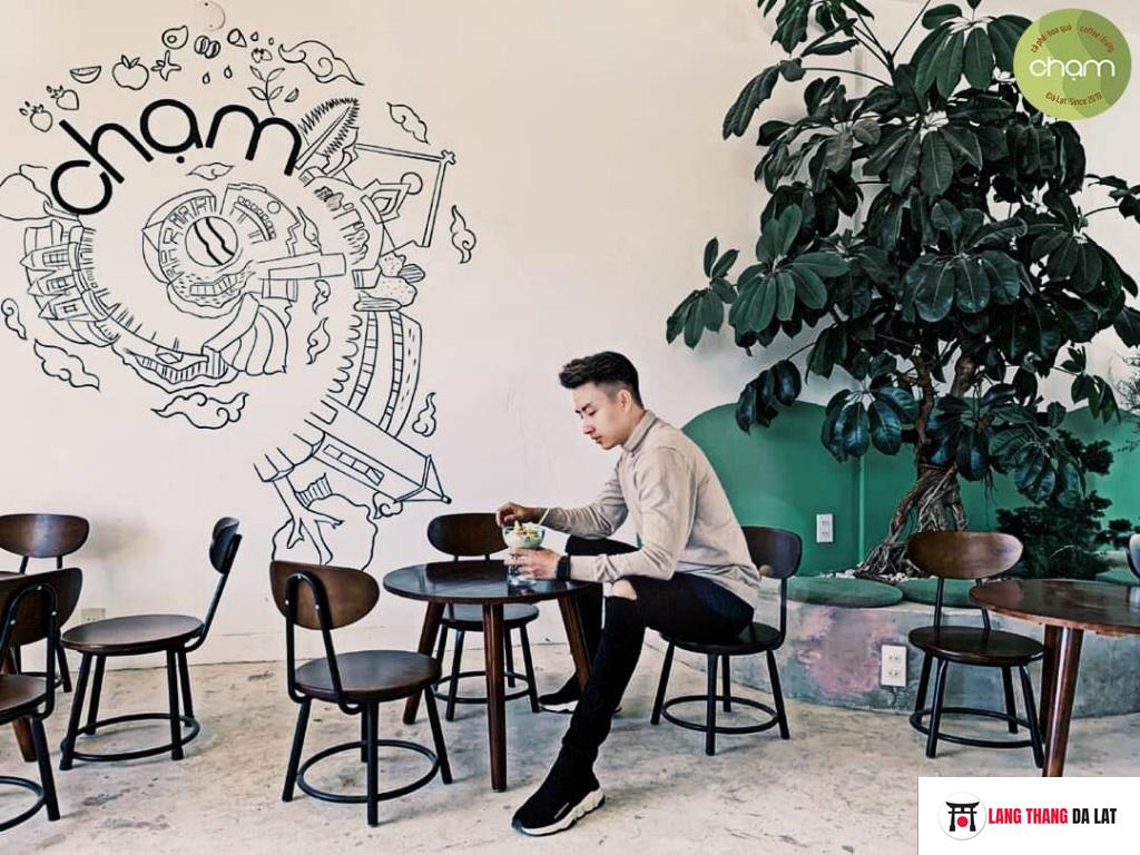 Quán Chạm cafe và kem bơ Đà Lạt