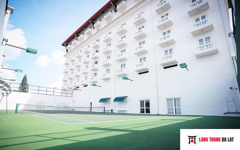 Sân Tennis Khách sạn Sài Gòn Đà Lạt