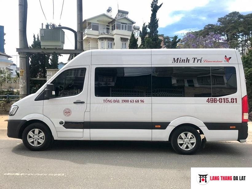 xe Minh Trí limousine