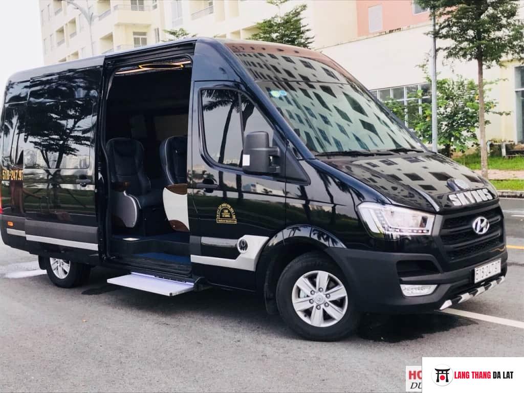 Xe Minh Trí Limousine